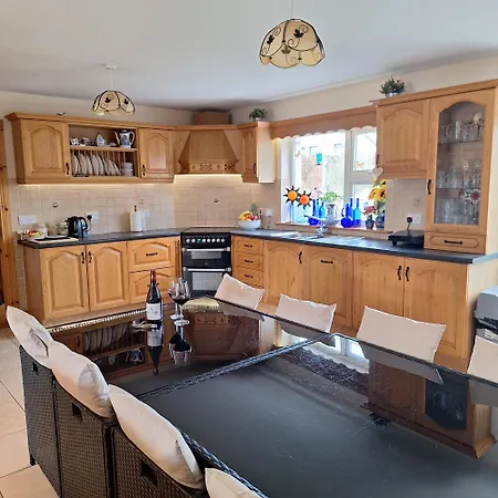 Beautiful Double Ensuite In Kerry Homestay Listowel